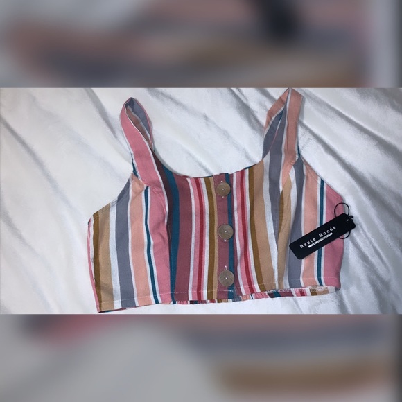 NWT Striped 2 piece crop top & shorts - Picture 3 of 3